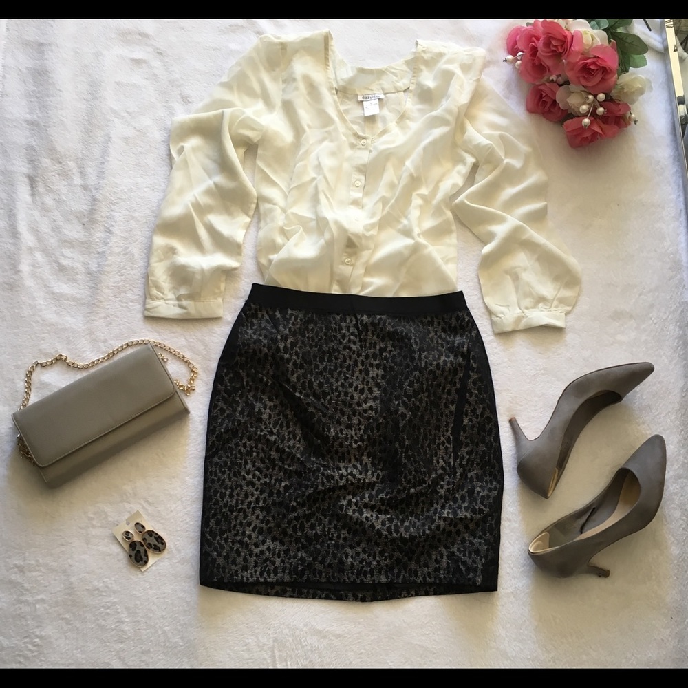 🖤🖤Ann Taylor Leopard Skirt🖤🖤